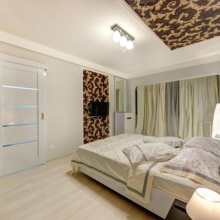 Luxurious 2K Apartment, Bolshaya Vasilkovskaya Street 145/1, Ocean Plaza Kiev Bagian luar foto